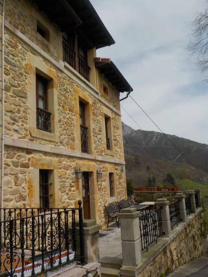 Apartamentos Rurales La Husteriza Ruenes 外观 照片